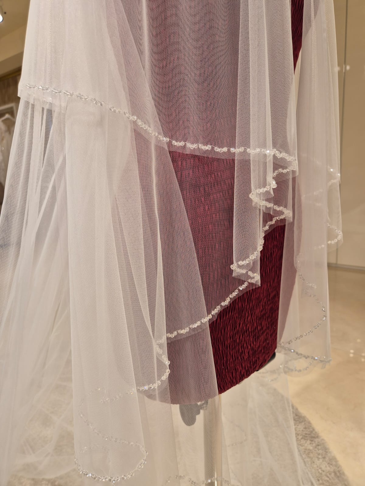 Velo con bordo Swarovski